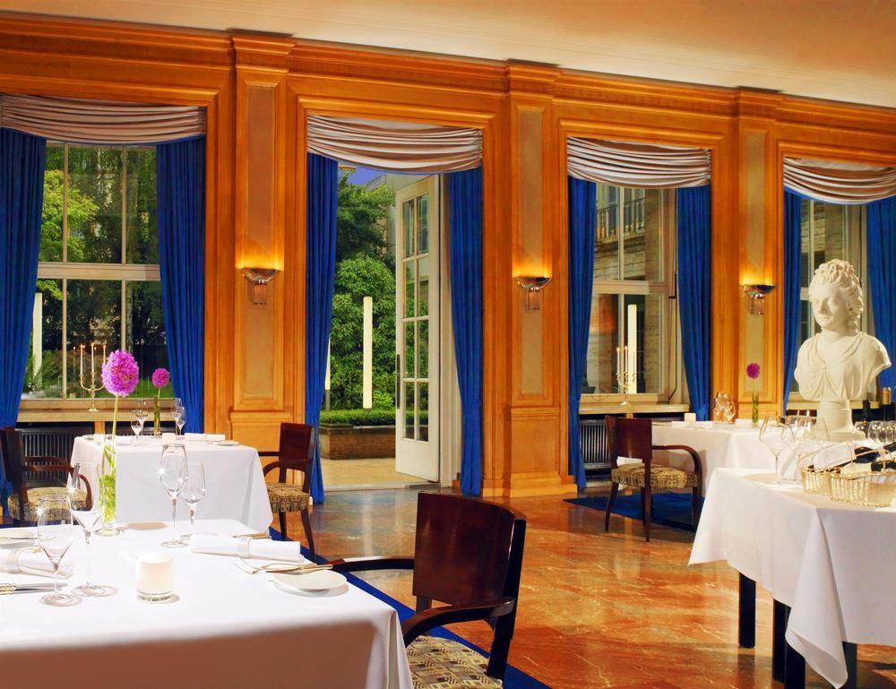 Elephant Weimar, Autograph Collection Hotel